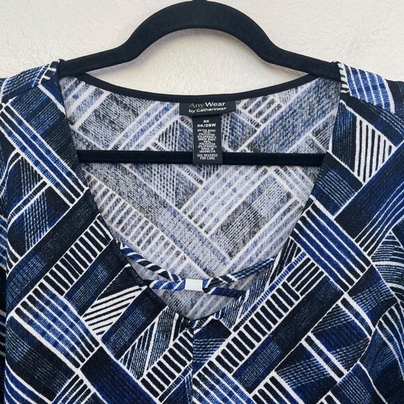 AnyWear By Catherines Plus 3X 26/28W Blue White Abstract Tunic Top Shirt - Picture 7 of 11